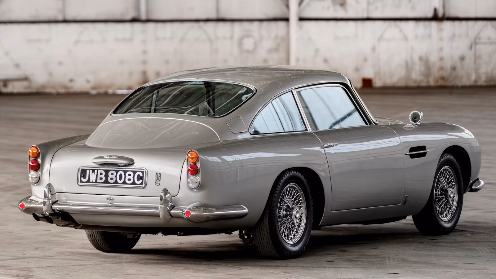 Aston Martin DB5 Design